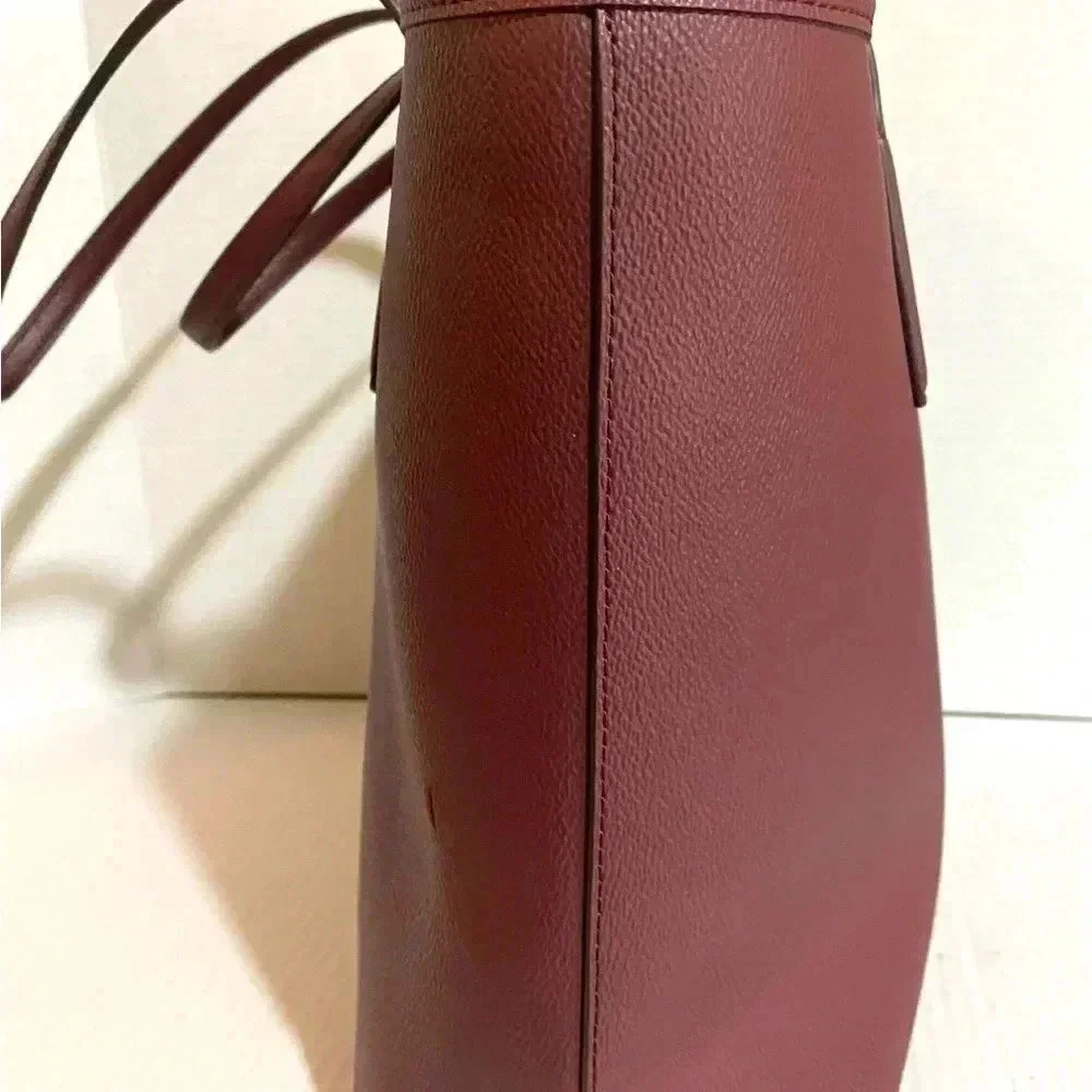 Kate spade burgundy saffiano leather tote handbag